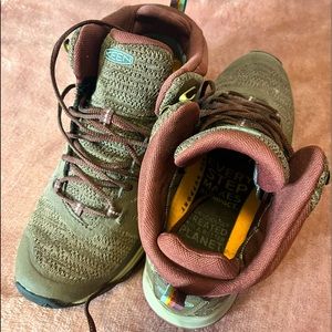 Keen hiking boot